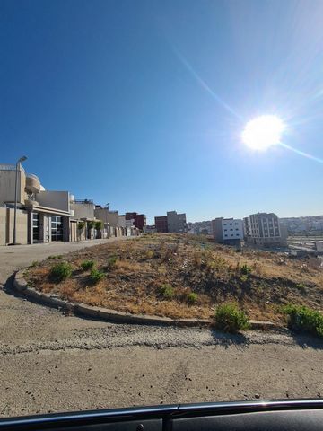 Century 21 Tanger vous propose un terrain titré de 258 m2 situé à Tanja Balia, zone villa. Pour plus d'informations n'hésitez pas à nous contacter.