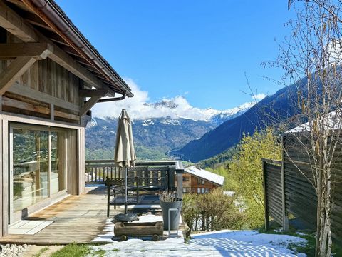 French Alps - Prestige Chalet with Panoramic Views of Mont Blanc | 364 m2 Total Surface | Pool & Wellness Area | Near Domaine Evasion Ski Lifts Set against the spectacular backdrop of the Aravis, Fiz, and Mont-Blanc mountain ranges, this exceptional ...