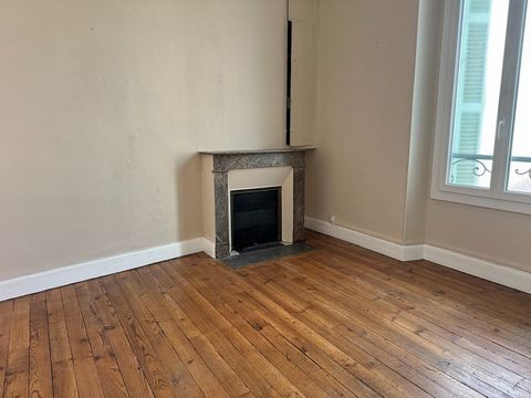 Dpt Hautes Pyrénées (65), à vendre TARBES immeuble