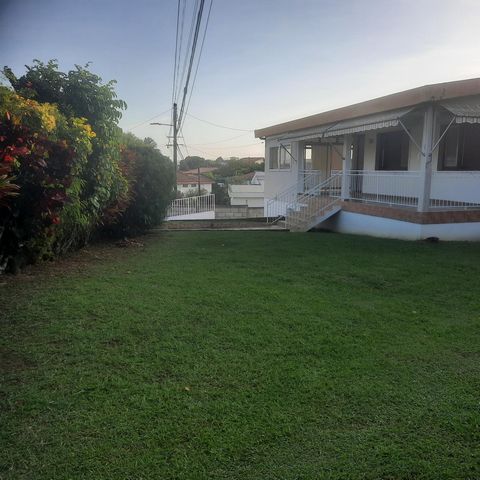 Villa spacieuse au calme d'un secteur économique