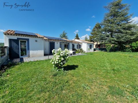 Maison familiale de plain-pied - 4 chambres - 2 500 m² de terrain avec piscine et annexes