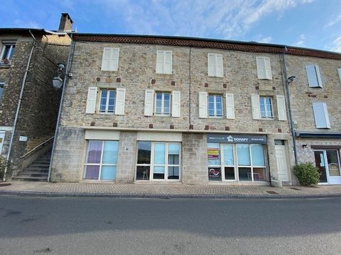 Bel Immeuble de Rapport au coeur du village d'Ayen Corrèze