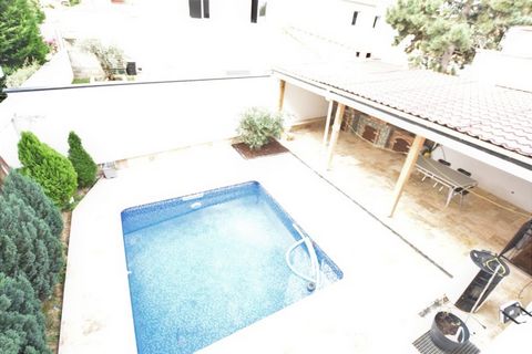 photo no. 2