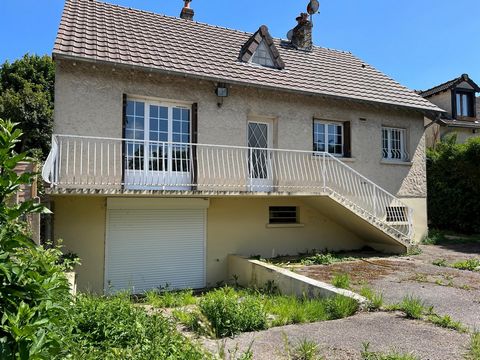Maison traditionnelle sur terrain 1267 m2