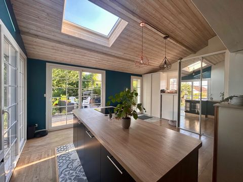 Maison à vendre 7 pièces AUTEUIL (60)