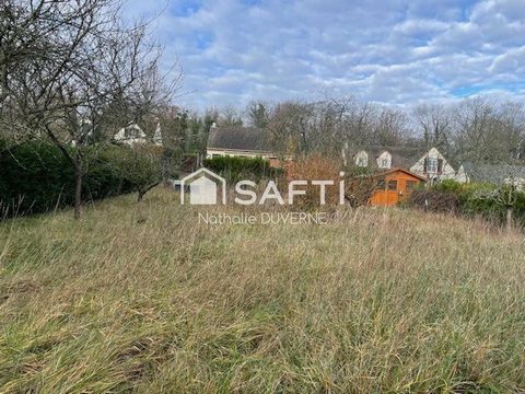 Terrain 610 m2 constructible en lot arrière sans vis à vis dont 100 m2 d'allée - indépendant