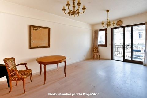 À Vendre - Appartement T2 de 62m² avec balcon - Emplacement Privilégié, Place de la Comédie