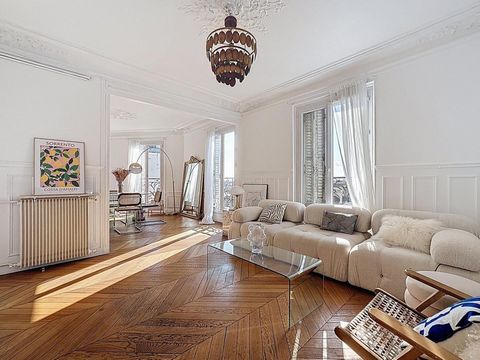 LOCATION VIDE - SUPERBE 3 PIECES AVEC BALCON FILANT ET VUE DEGAGEE
