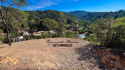Terrain constructible de 1514m2 en position dominante