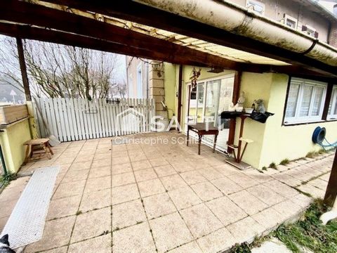 Immeuble , 3 appartements, avec garage, cave