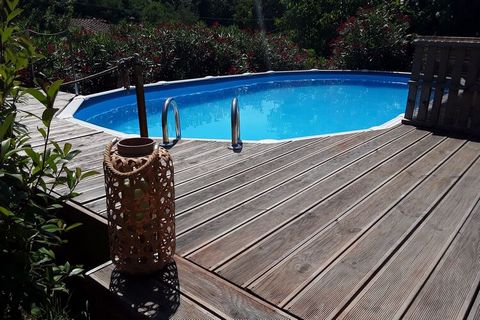 Pourquoi séjourner ici ?Une spacieuse villa à Molina di Quosa vous invite à un séjour entre amis et en famille en Toscane. Passez une journée à nager et à barboter dans la piscine privée et détendez-vous dans le jardin meublé autour de délicieuses co...