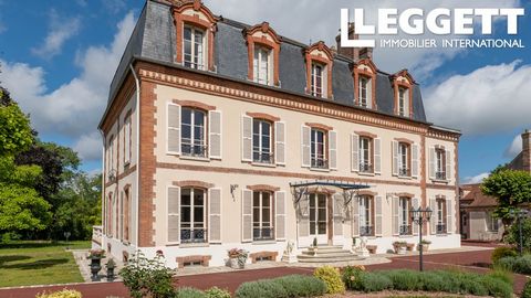 A24833BTX77 - Mortcerf (77163) - Set in the woodlands of the Brie region between Paris and Coulommiers - Video and virtual tours on request - Sumptuous 19th century property, magnificently restored, renovated and modernised while retaining its period...