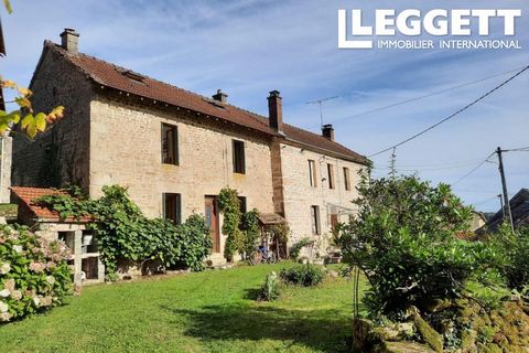 A22425DLO23 - Nicely presented 2/3 bedroom cottage, situated in a very quiet hamlet approx 50 minutes drive from Limoges airport. The property benefits from double glazed windows and gardens and barns. Information about risks to which this property i...