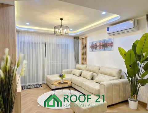 Charming 2-Story House Near Jomtien Beach Just 5 minutes from the stunning Jomtien Beach and a quick 4-minute drive from Sukhumvit Road, this welcoming 2-story house offers an ideal blend of comfort and convenience. Property Details: Usage Area: 232 ...