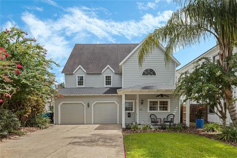 Welcome to 421 E Gore street in the heart of Delaney Park. This elegant home just completed a major renovation and has been beautifully redone. Walk in and immediately notice the abundance of natural light, soaring living room ceilings, and beautiful...