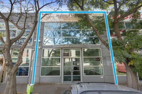 Mortgagee’s Sale | Modern Concrete Tilt Panel High Clearance Showroom/Office/Warehouse Sutherland Farrelly is pleased to present 46 Stubbs Street, Kensington under instructions from Grant Thornton . Key features include: • Showroom/office/warehouse a...