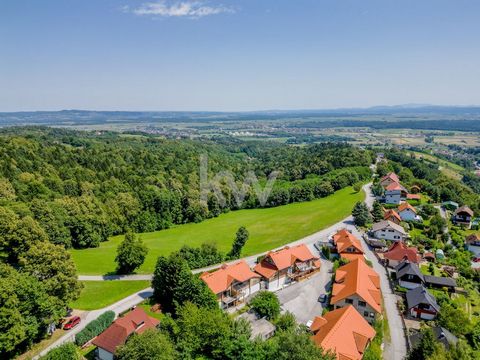 Wir präsentieren Ihnen ein exklusives Angebot einer einzigartigen Doppelhaushälfte, die 2009 erbaut und 2021 fertiggestellt und bezogen wurde. Es befindet sich in der ruhigen und sonnigen Umgebung von Ranche - Fram in der gepflegten neueren Siedlung ...