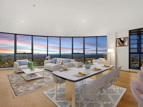 Total area 178sqm (Internal 164sqm + Enclosed balconies 14sqm) Showcasing breathtaking and uninterrupted north-east facing views of Melbourne, this near-new sub-penthouse is positioned on the 34th floor of Whitehorse Towers. Enjoy a luxury and low ma...