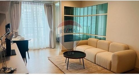 Ivy Thonglor Condo in vendita - 1 camera da letto, 7 ° piano, prezzo a THB 7.2M Ristrutturazione di prima classe Questa unità di 42 metri quadrati con 1 camera da letto al 7 ° piano è di proprietà di un proprietario esigente che apprezza la ristruttu...