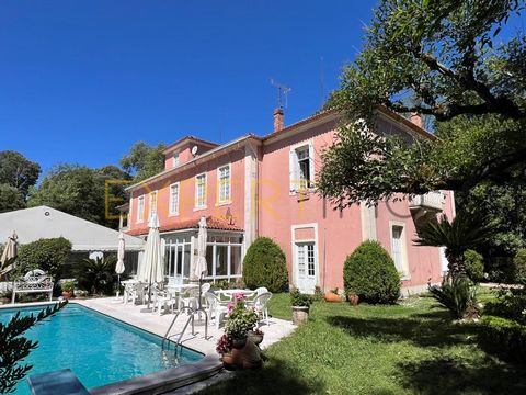 15 bedroom palace with several annexes and swimming pool on 6.5ha of land in Luso, Mealhada At the top of a hill 1 km from the Luso hot springs and overlooking the stunning forest of Buçaco, stands the village of Duparchy. The two-storey manor house,...