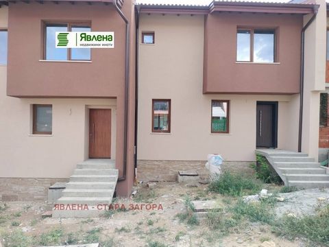 Yavlena sells a three-storey house with Act 14, total built-up area of 232 sq.m. and a garden of 225 sq.m. The distribution is: First floor is 73.47 sq.m., dining room and living room, kitchen, toilet, storage room and entrance hall. The second floor...