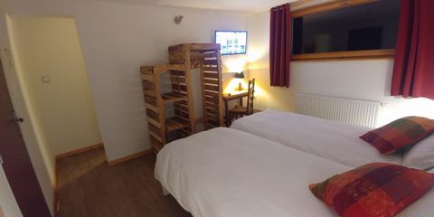 Appartement confortable avec espaces à créer