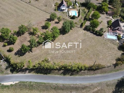 TERRAIN DE 3300 M2 ENTIEREMENT CONSTRUCTIBLE