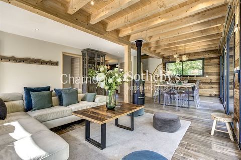 Chamonix Sotheby’s International Realty presents Chalet Romi, with seven bedrooms, five bathrooms and a beautiful 70 m2 terrace offering breathtaking views of the Aiguille du Midi, located in the quiet and residential area of Les Granges. Built in 20...