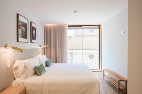Feel Porto Matosinhos City Flat V is a charming and modern 43 m² studio apartment, perfect for couples seeking a relaxing beachside escape. With two comfortable single beds and a sleek bathroom with a walk-in shower, this thoughtfully designed space ...