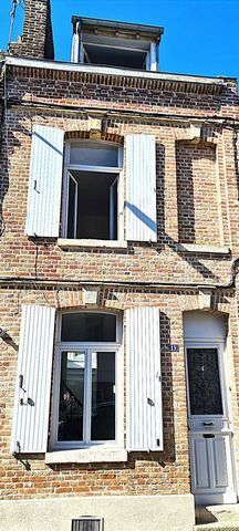 Maison 2 chambres et un bureau au centre d'Amiens