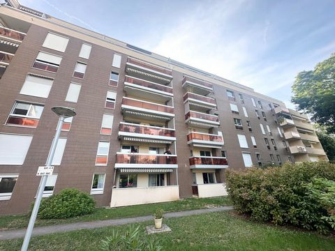 Appartement 2 pièces- 34 m2 - RDC avec cave + place de parking privative-Dijon