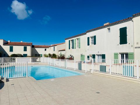 COUP DE COEUR ASSURE MAISON T2 AVEC PISCINE FACE MER ET A 1 MIN DES COMMODITES DANS LE PLUS BEAU VILLAGE DE L ILE DE RE !
