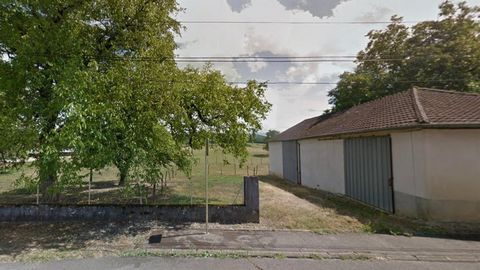Grand terrain constructible de 7 330 m² avec hangar – secteur Val d'Amour