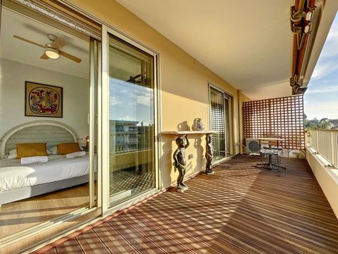 2 pièces dernier étage ANTIBES - ILETTE Terrasse 14 m2