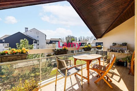 7 PIECES EN DERNIER ETAGE AVEC TERRASSES ET PARKIN