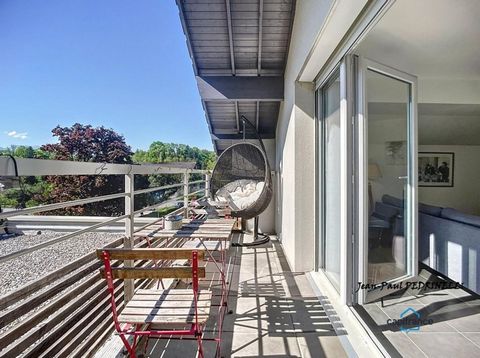 Spacieux Appartement T2 48m² dernier étage terrasse, à BONNE (74) , 48 m², vue panoramique, garage inclus