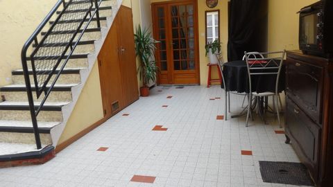 Dpt Vosges (88), MIRECOURT MAISON de ville P6 avec TERRASSE couverte, cave