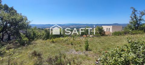Magnifique terrain sur les Hauts de Barjac