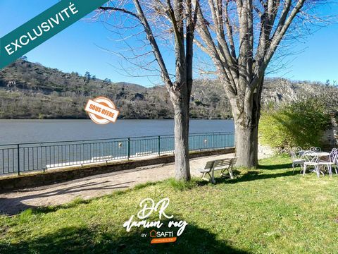 RARE maison de ville avec terrain, piscine, accès Loire et ponton