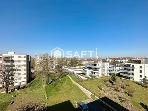 A Vendre- Huningue, Appartement traversant 4 pièces avec terrasse au dernier étage