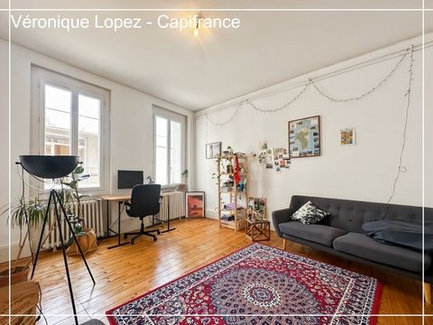 Agen hyper centre, grand T2 de caractère traversant et très lumineux de 61 m² (60.41 m² Loi Carrez)