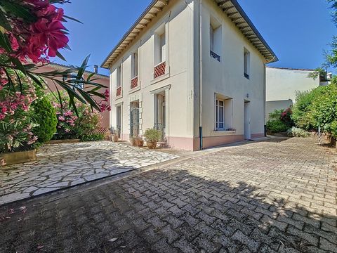 Maison de maître à Lamalou-les-Bains – 170 m² habitables, garage, cachet et potentiel