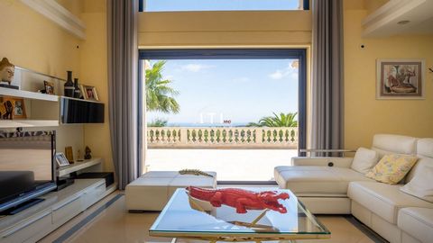 Villa - 200m ²