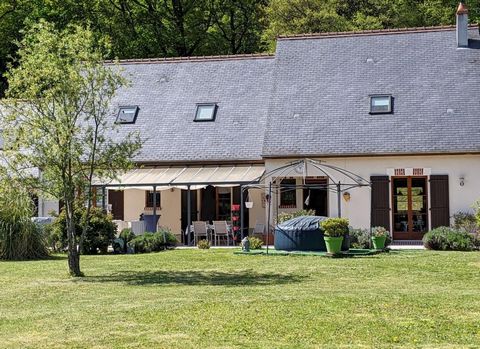 Maison de 236 m2, 7 pièces, sur un terrain de 2548 m2