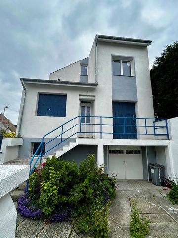 CARRIERRES SUR SEINE - Quartiers Amandiers : Maison rénovée 6P 140m2