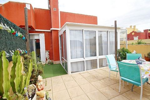 1 bed top floor apartment with large terraces in La Tercia . 1 bedroom top floor apartment with a large terrace in La Tercia, a small village only 20 mins. drive to the sandy beaches of Santiago de la Ribera, Lo Pagán and San Pedro del Pinatar. This ...