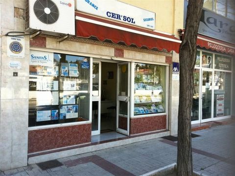Freehold shop licensed as an office. Possible to convert into any other type of business. Perfectly located in Torremolinos and close to Benalmadena Costa. Set in commercial and residential areas. Price negotiable
