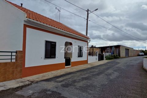 Property ID: ZMPT561701 2 bedroom villa located in the parish of Alvalade. Alvalade is a village and parish in the municipality of Santiago do Cacém, located in the sub-region Alentejo Litoral and in the District of Setúbal. The villa consists of the...