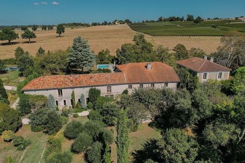 This fabulous 7-bedroom property is a former wine-estate and dates back to the 18th Century. The property is situated at the end of a long sweeping driveway in an idyllic position, within easy reach of the popular market town of Condom. The 7 bedroom...