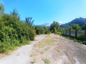 Conc. Prev. No. 3/2018. G.D. Dr. Pellegri Alessandro. SINGLE lot - Carrara (MS), Nazzano, Via Frassina/SS Aurelia: Full ownership on a large real estate complex consisting of: BODY A: two residential buildings with adjoining land, consisting of: Buil...